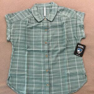 Women's Wylde Short Sleeve, Size Medium, Dew Color, NWT